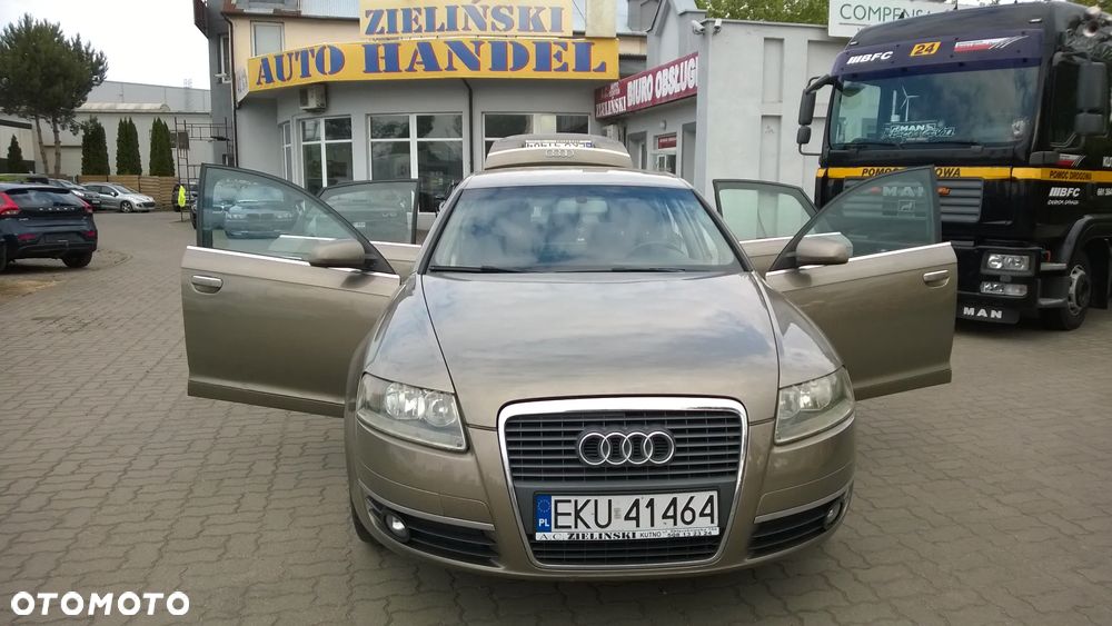 Audi A6 Limousine 2.4 - 22