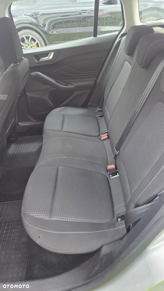 Ford Focus - 9