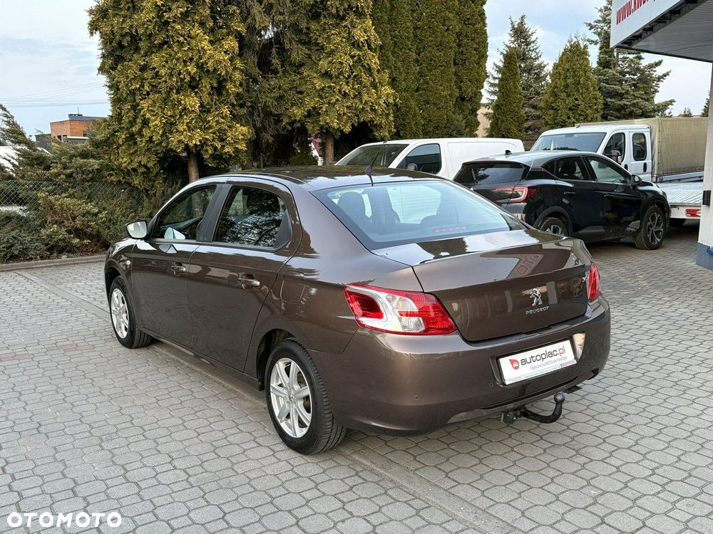 Peugeot 301 - 6