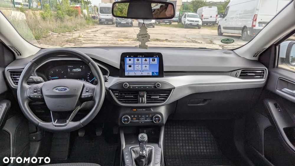 Ford Focus - 11