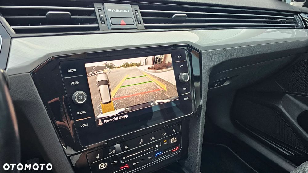 Volkswagen Passat Variant 2.0 TDI EVO Business DSG - 6