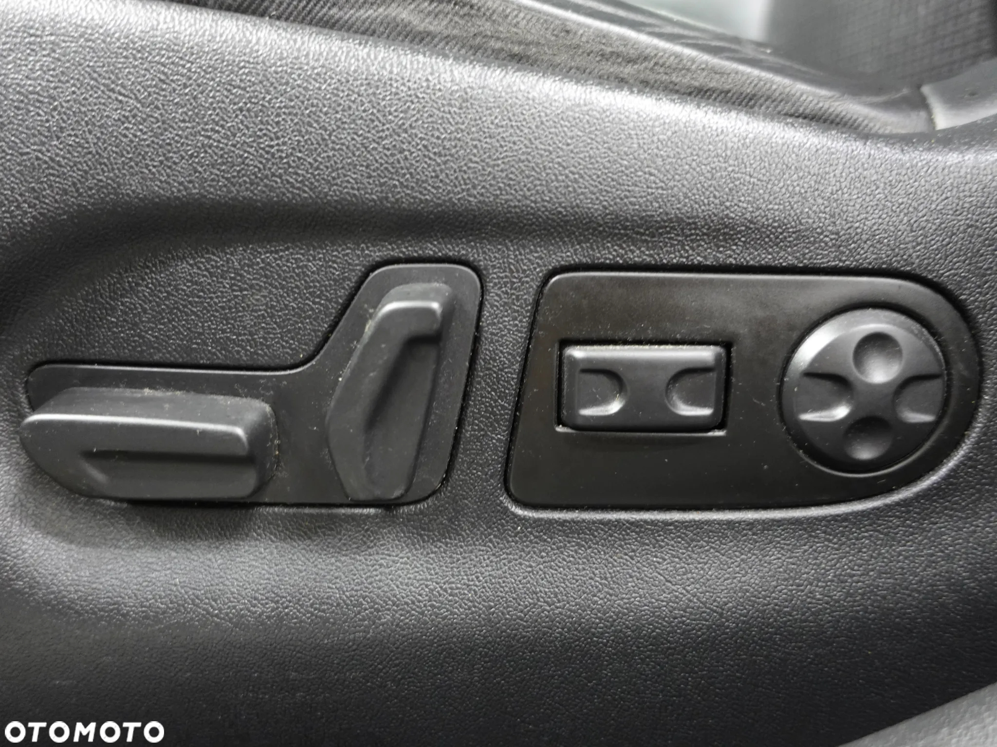 Citroën C5 Tourer HDi 165 FAP Exclusive - 23