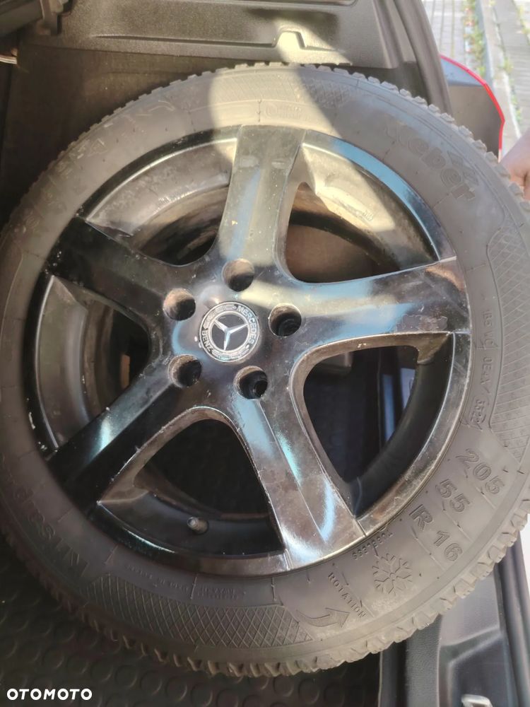 Mercedes-Benz Klasa B 180 CDI (BlueEFFICIENCY) - 14