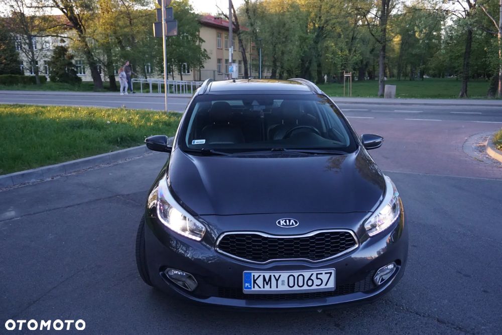 Kia Ceed 1.6 GDI XL DCT - 12