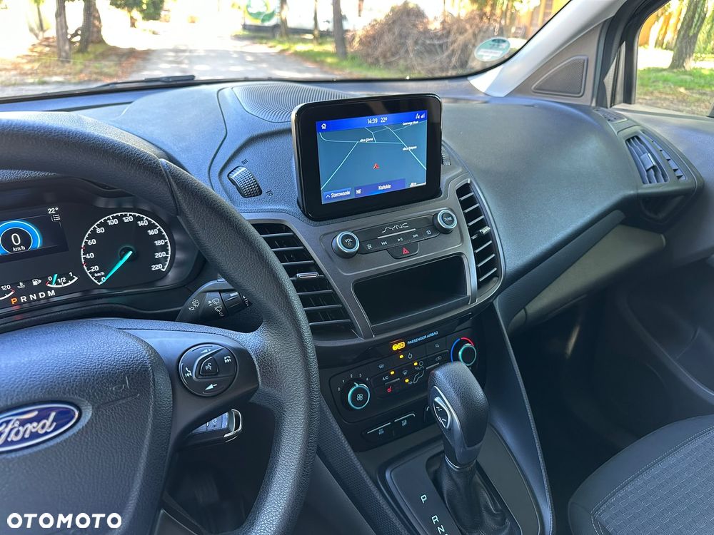 Ford Transit Connect - 9