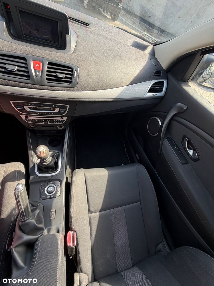 Renault Megane - 25