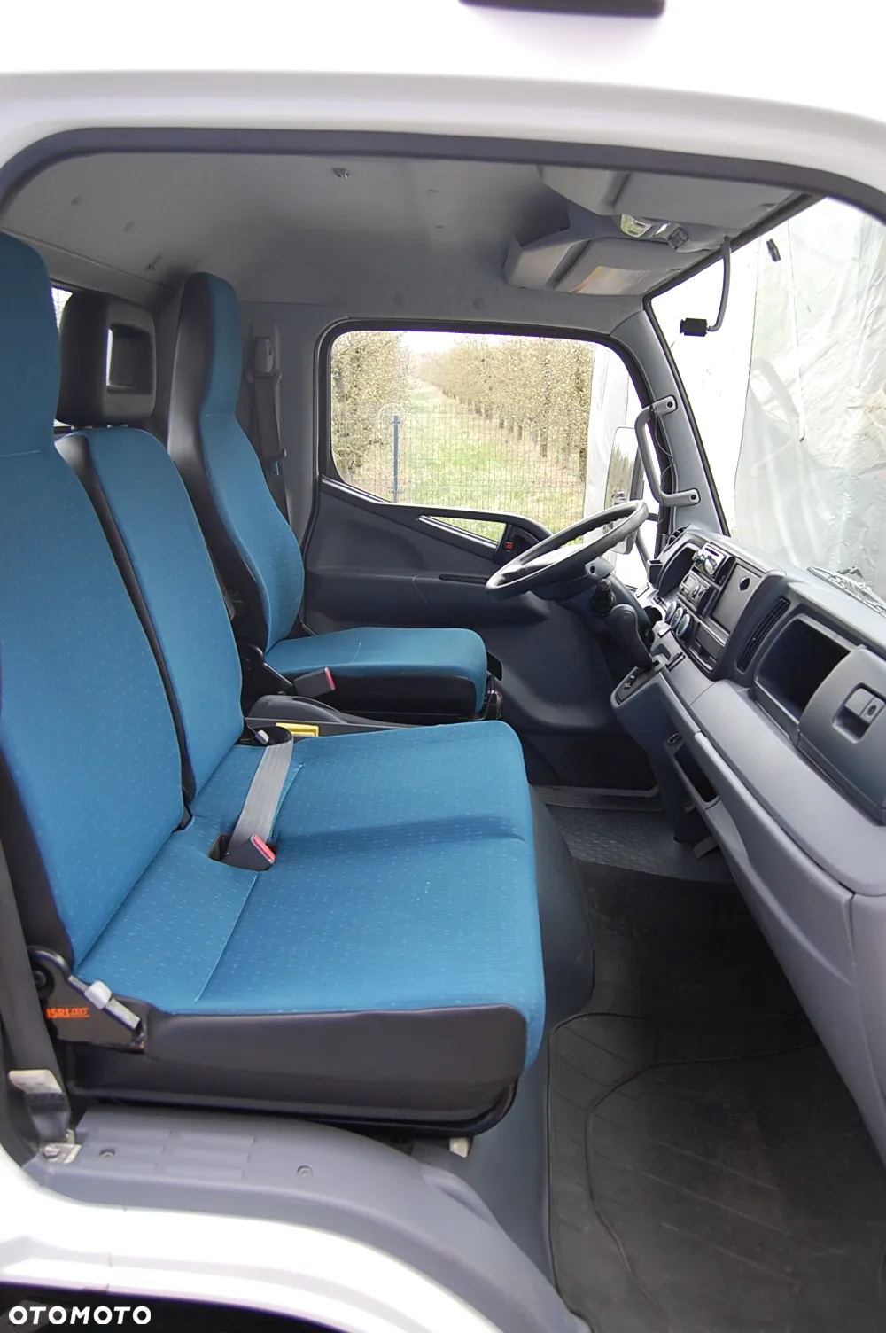 Mitsubishi Fuso Canter - 13