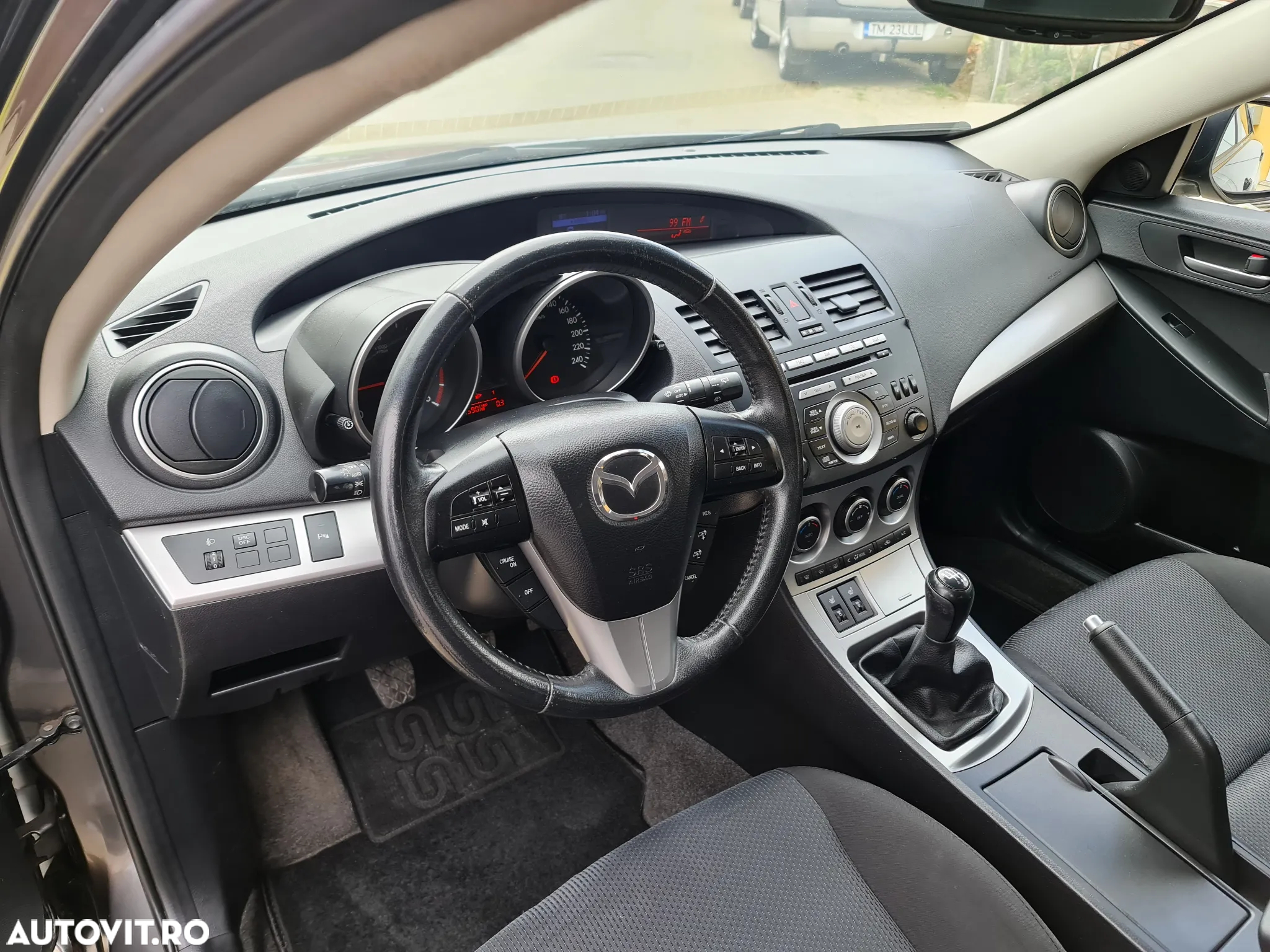 Mazda 3 - 13