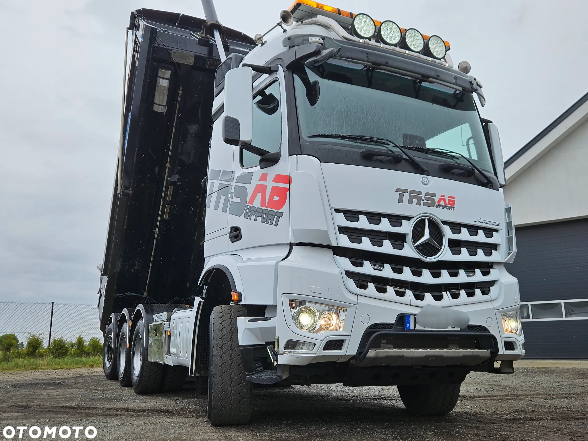 Mercedes-Benz Arocs - 34