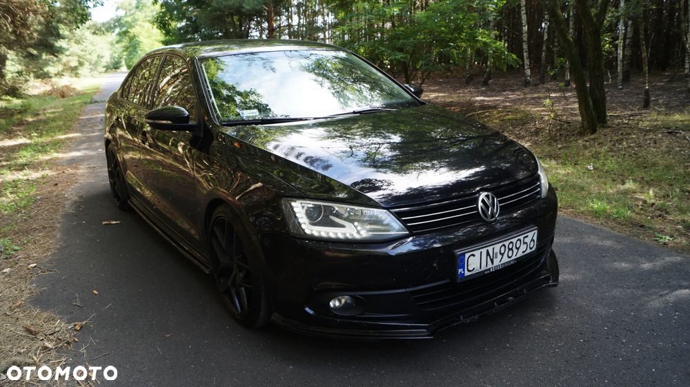 Volkswagen Jetta 1.6 TDI Comfortline - 7