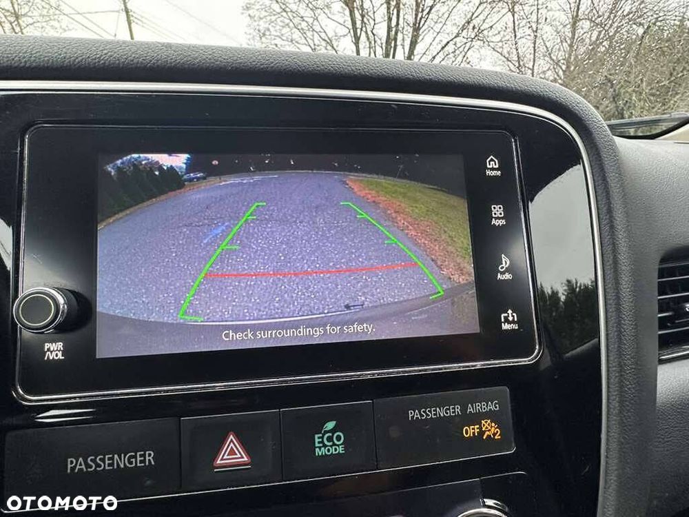 Mitsubishi Outlander 2.4 Instyle NAVI EU5 CVT - 14