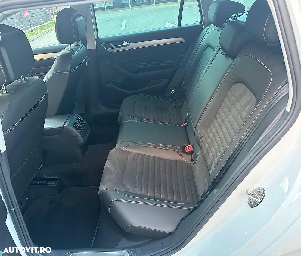 Volkswagen Passat 2.0 TDI DSG Highline - 17