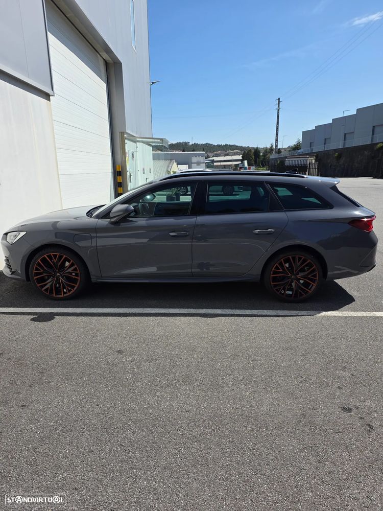Cupra Leon 1.4 e-Hybrid VZ DSG - 3