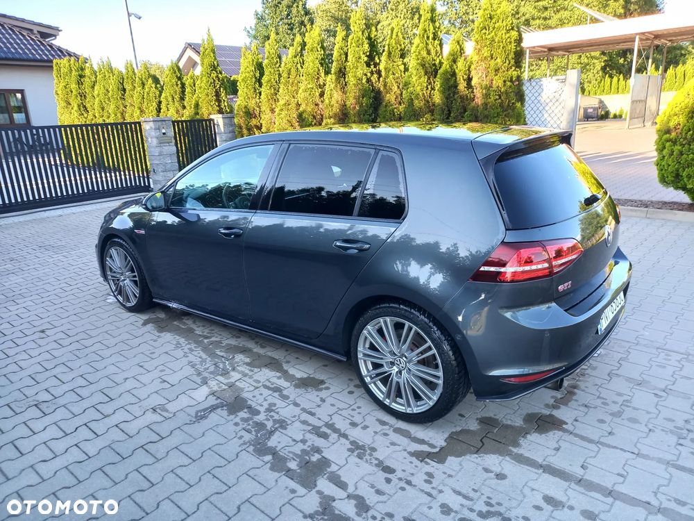 Volkswagen Golf 2.0 TSI BMT GTI Performance - 3