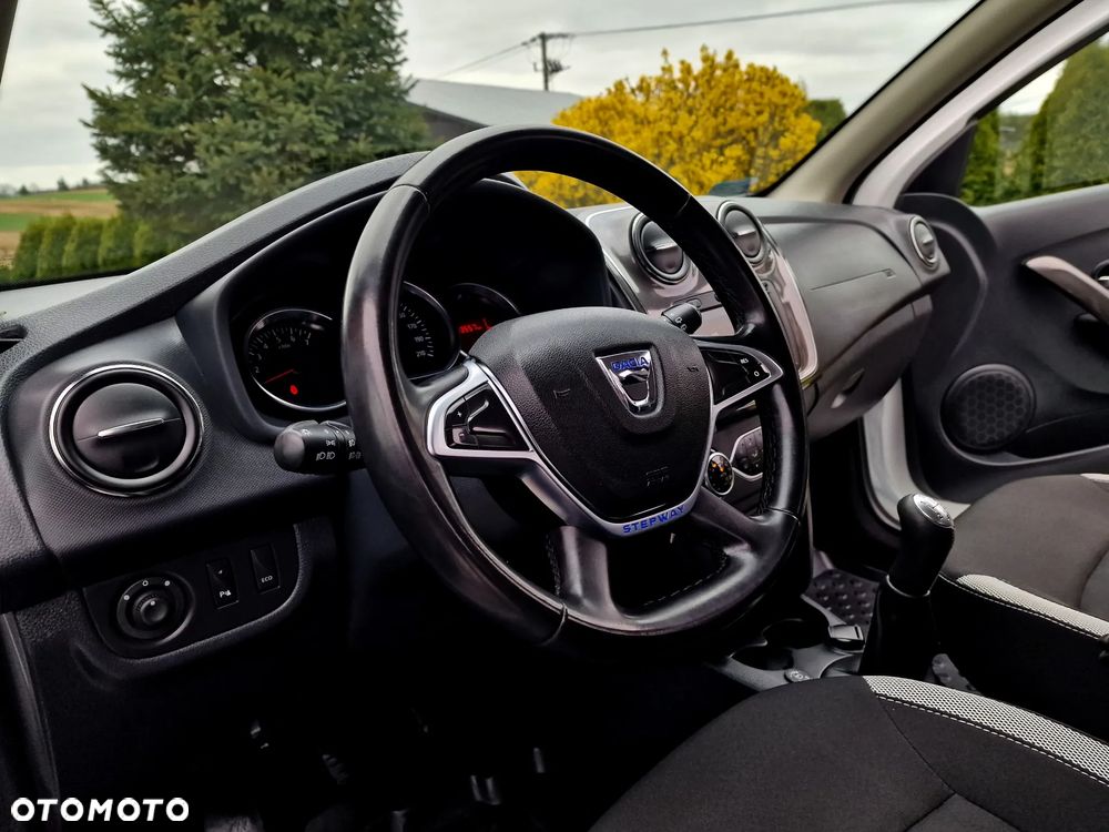 Dacia Sandero Stepway 0.9 TCe Laureate S&S - 22