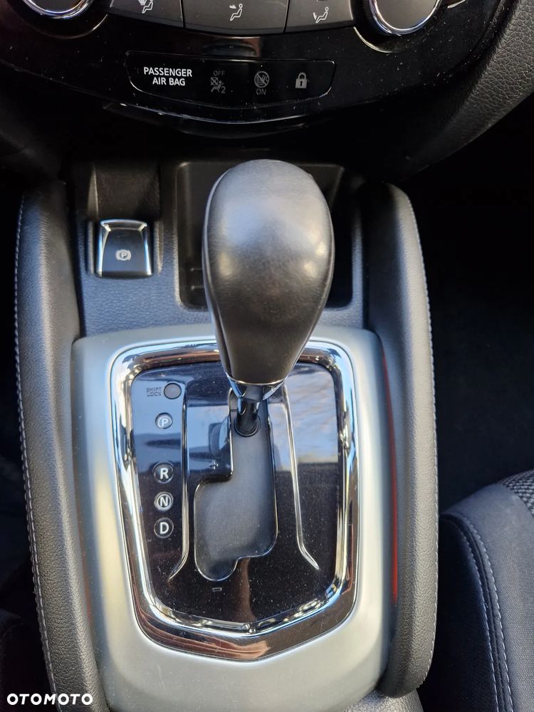 Nissan Qashqai 1.6 DCi Acenta Xtronic - 32