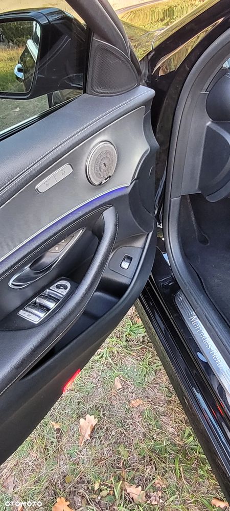 Mercedes-Benz Klasa E 220 d 9G-TRONIC - 20