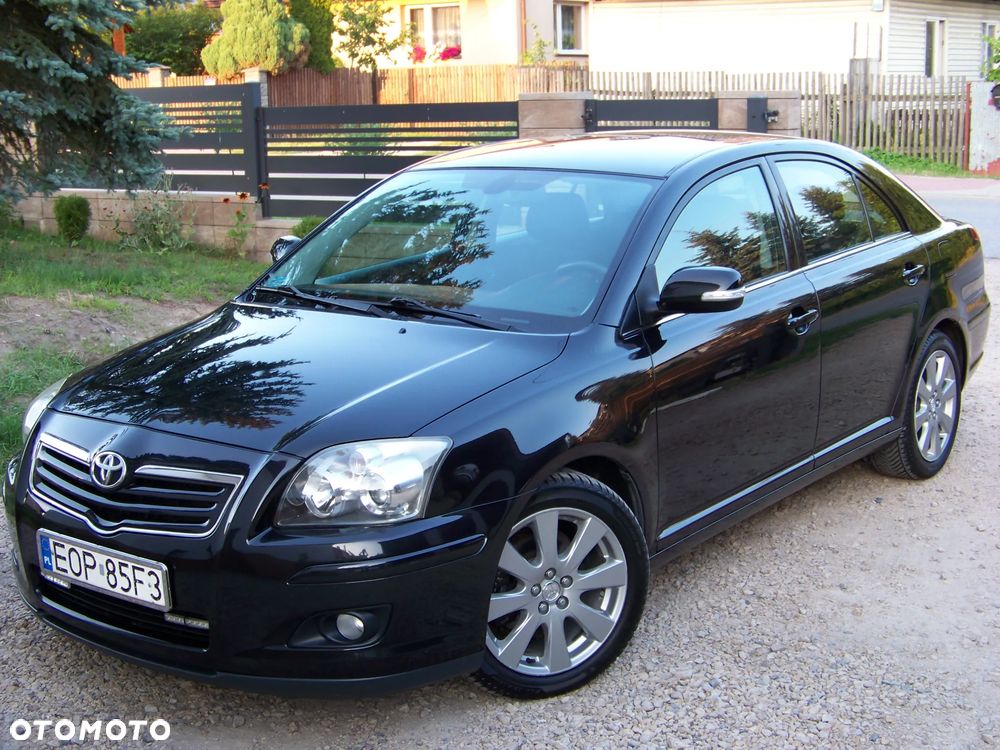 Toyota Avensis 2.0 D-4D - 1