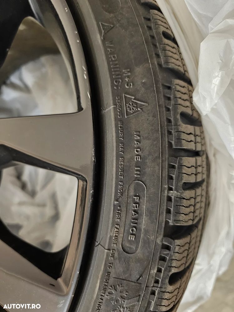 Jante Tesla cu Anvelope Michelin Pilot Alpin 235 35 R20 92W - 7