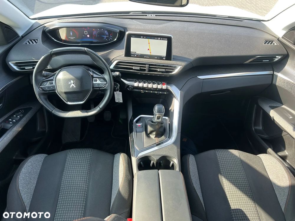 Peugeot 3008 - 14