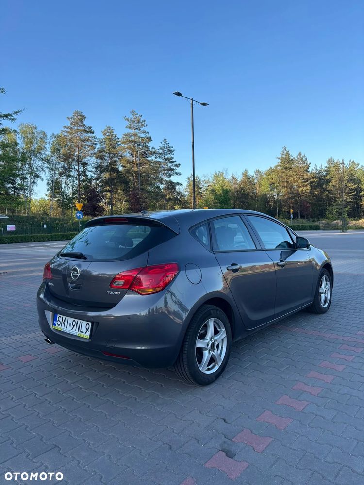 Opel Astra 1.4 Turbo - 5
