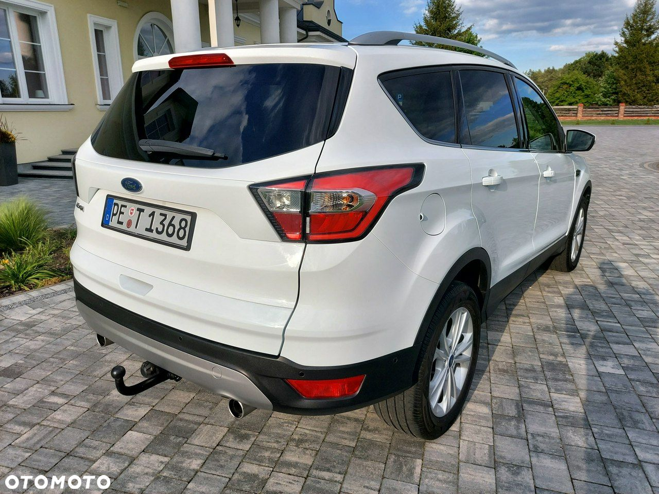 Ford Kuga - 8