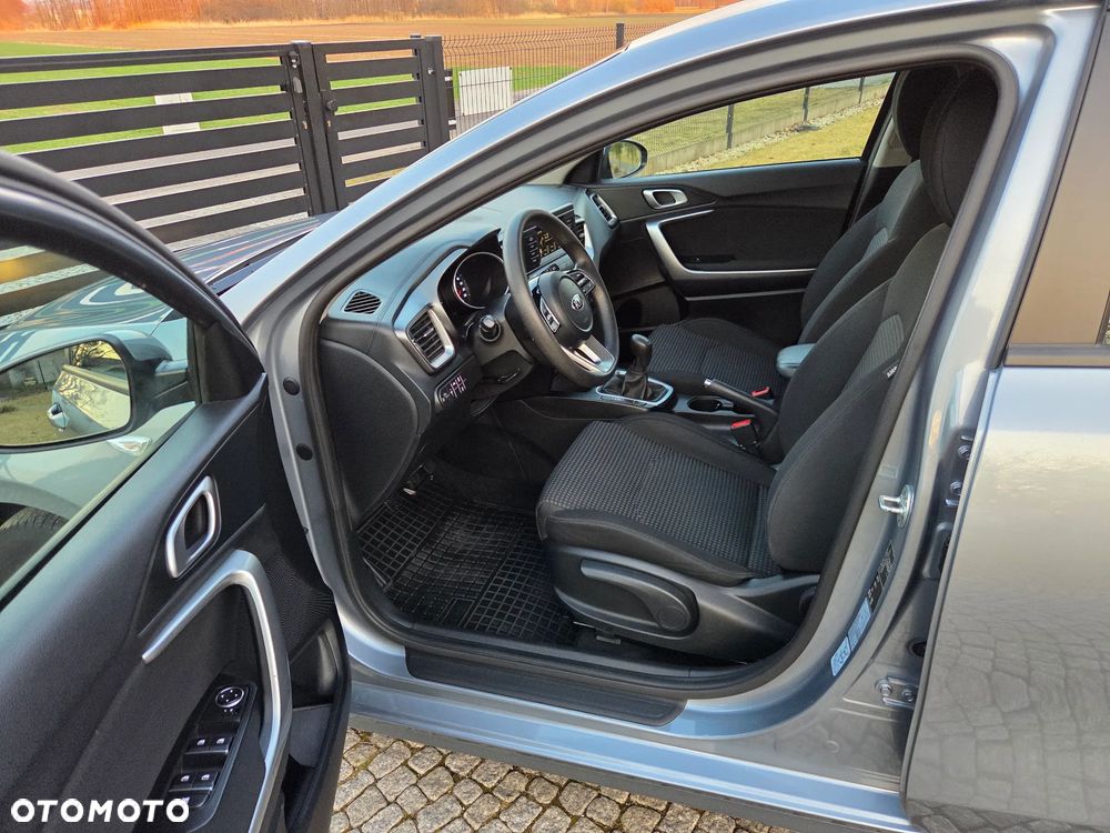 Kia Ceed 1.5 T-GDI S - 10