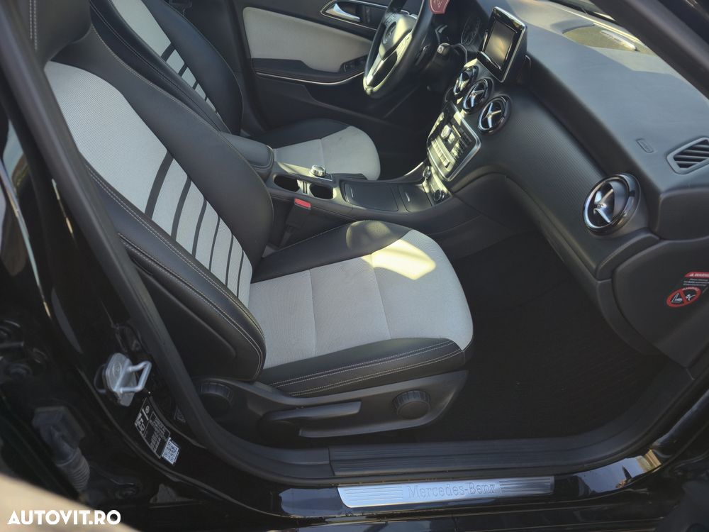 Mercedes-Benz A - 10