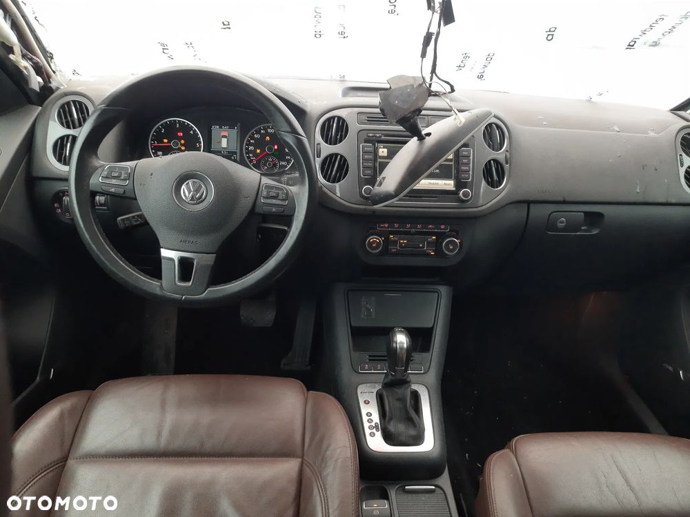 Volkswagen Tiguan 2.0 TDI DPF 4Motion BlueMotion Technology DSG Cup Sport & Style - 13