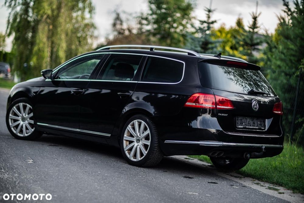 Volkswagen Passat 2.0 TDI Highline - 17