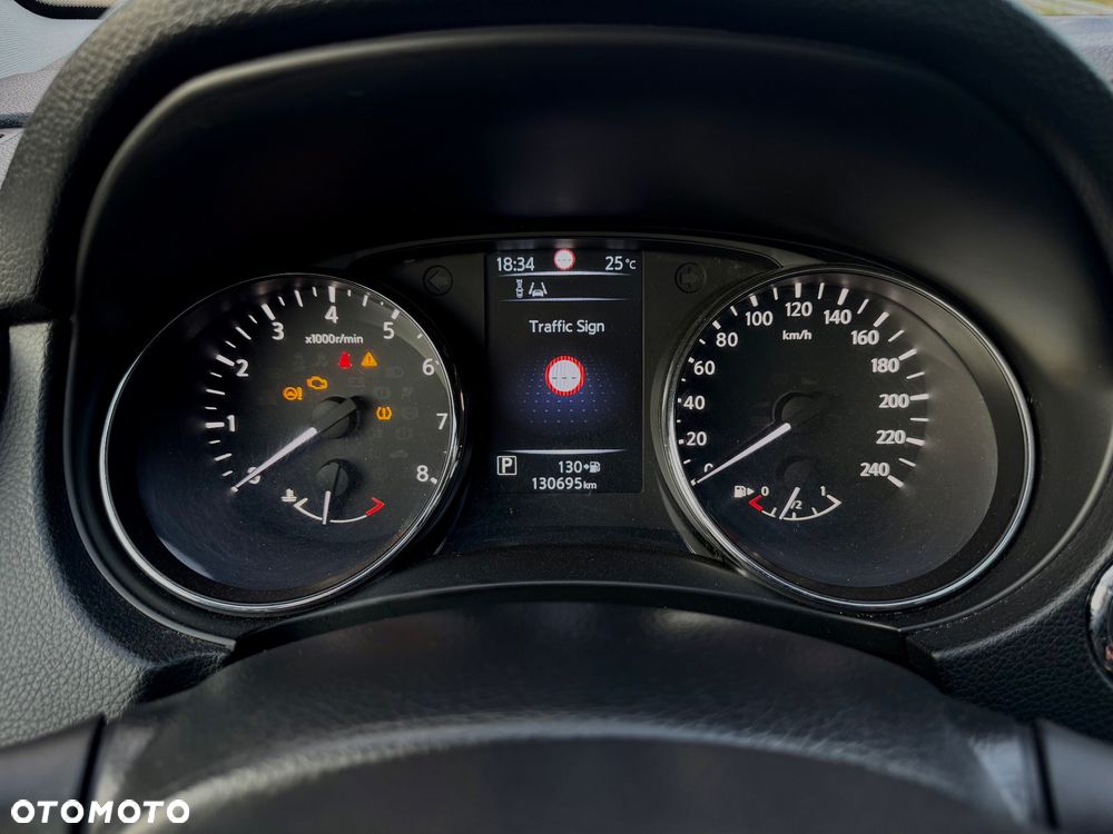 Nissan Qashqai - 38