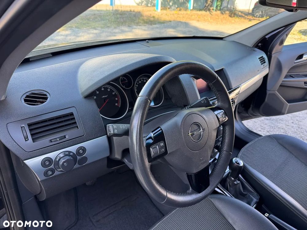 Opel Astra - 20