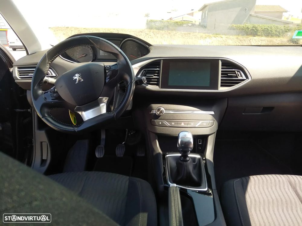 Peugeot 308 SW BlueHDi 120 Stop & Start Allure - 12