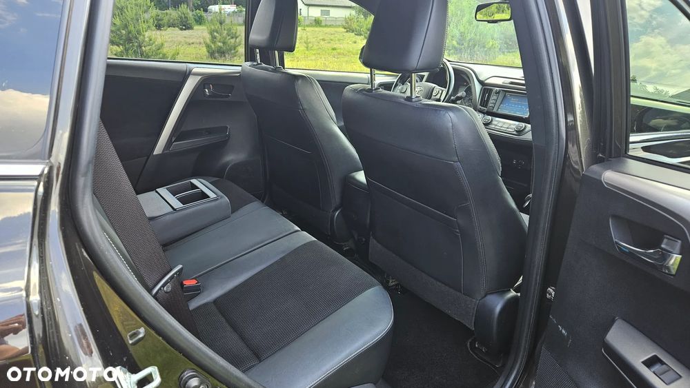 Toyota RAV4 2.0 D-4D Premium 4x2 - 33