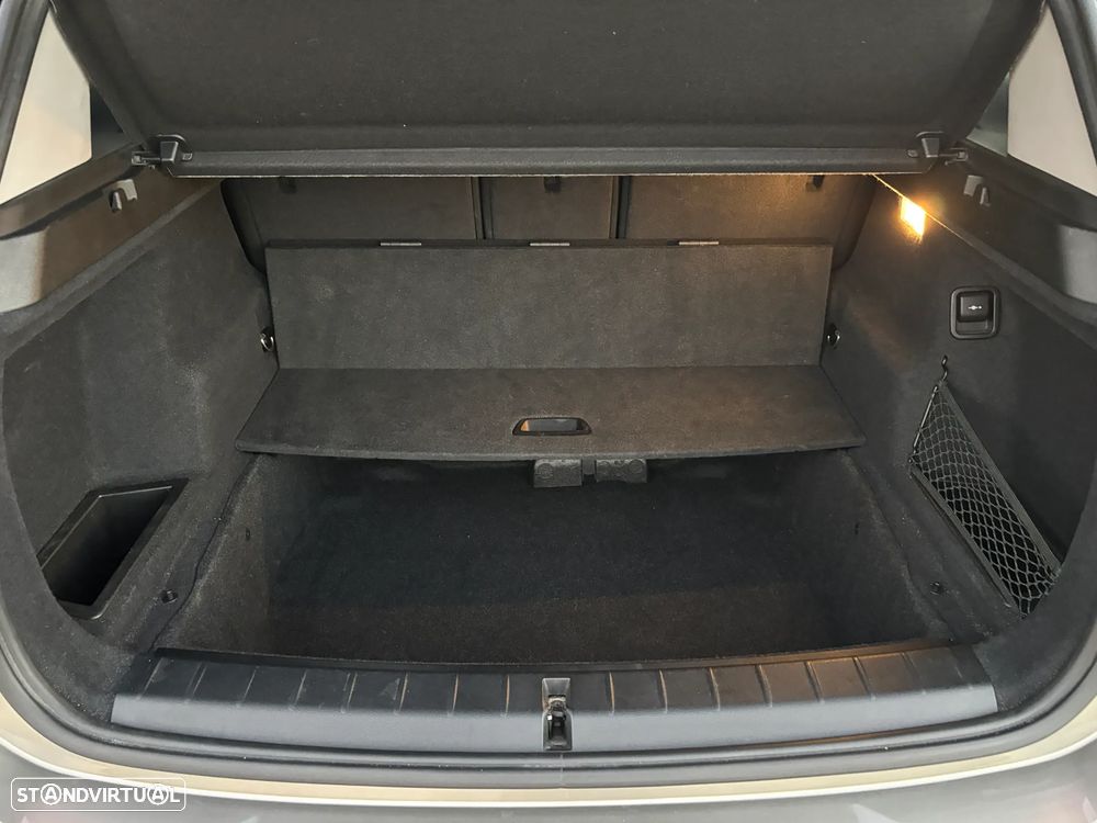 BMW X1 18 d sDrive Auto xLine - 8