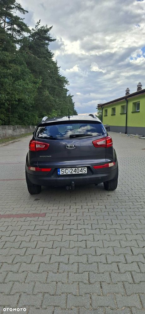 Kia Sportage 2.0 L - 5
