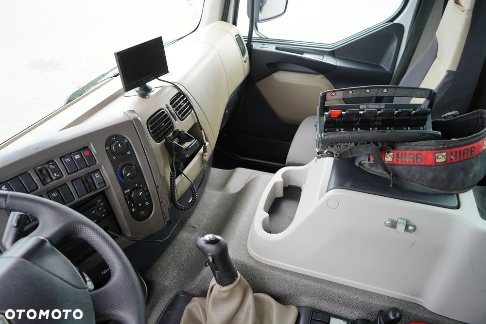 Renault PREMIUM / 370 / 6 X 4 / SKRZYNIOWY + HDS / HIAB 377 EP - 4 / PILOT - 9