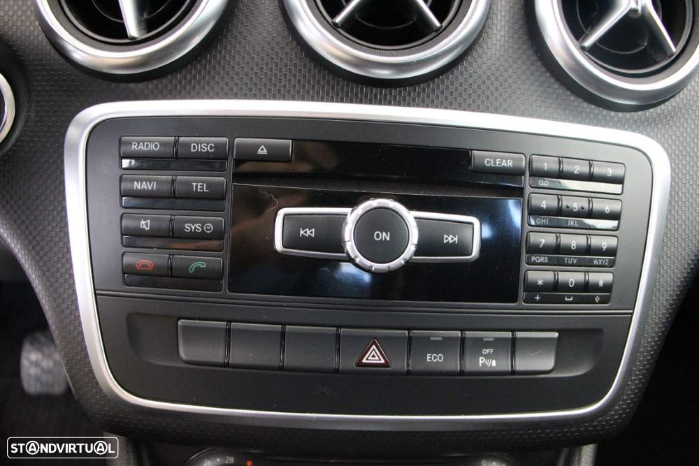 Mercedes-Benz A 200 - 18