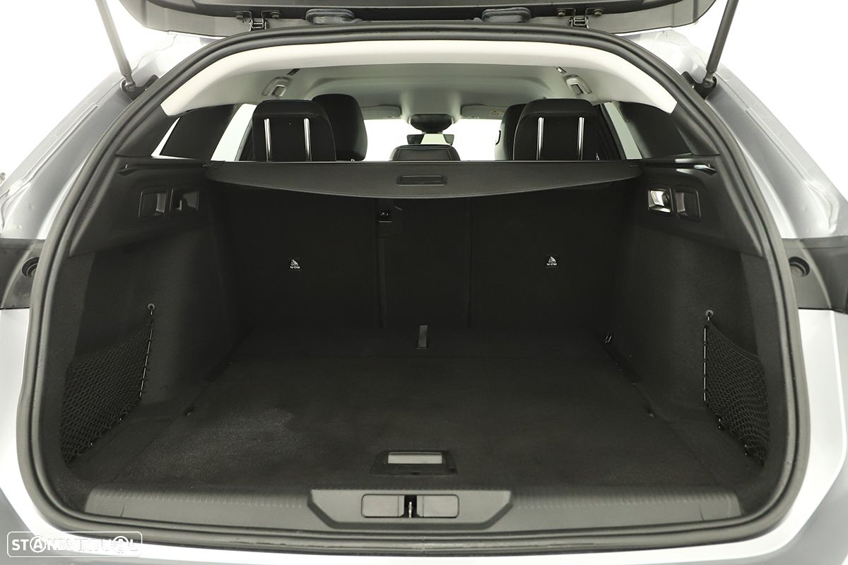 Peugeot 308 SW 1.2 PureTech Allure Pack EAT8 - 23