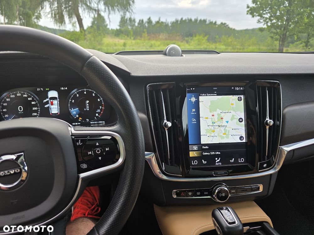 Volvo V90 Cross Country T6 AWD - 11