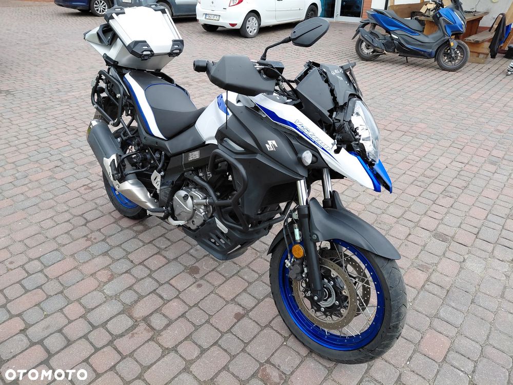 Suzuki V-STROM - 8