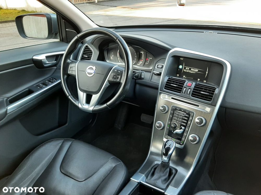 Volvo XC 60 D4 Geartronic Ocean Race - 26