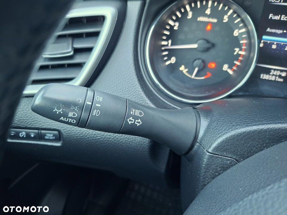 Nissan Qashqai - 18