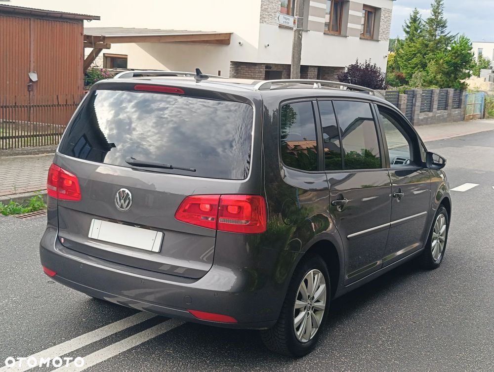 Volkswagen Touran 1.6 TDI DPF BlueMotion Technology DSG Comfortline - 2