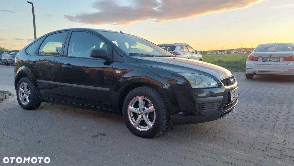 Ford Focus 1.6 16V Trend - 4