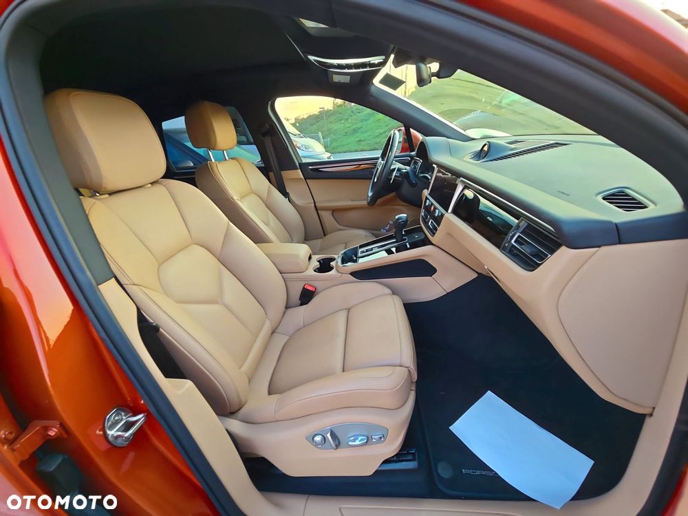 Porsche Macan - 10