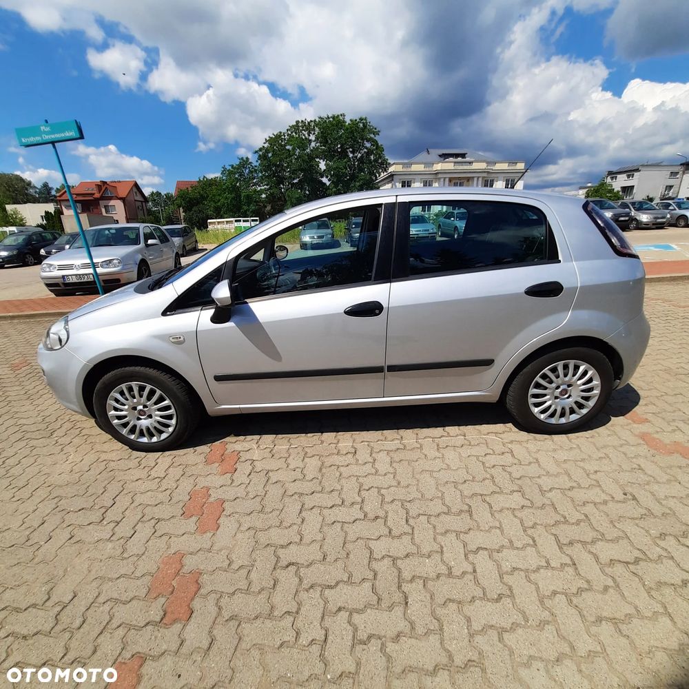 Fiat Grande Punto Actual 1.2 8V Estiva - 9