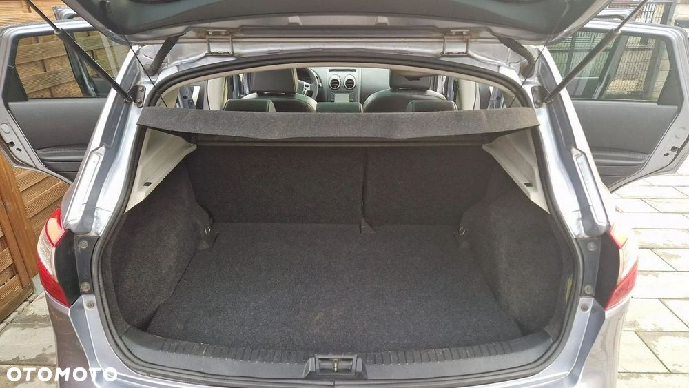 Nissan Qashqai 2.0 360 - 9