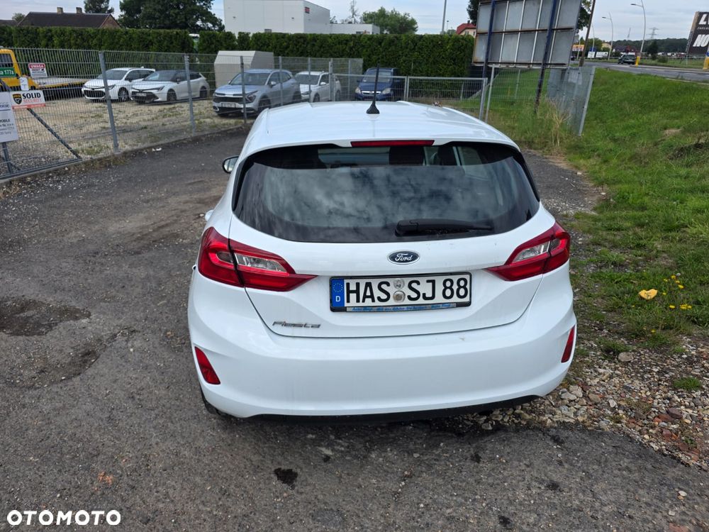 Ford Fiesta - 11