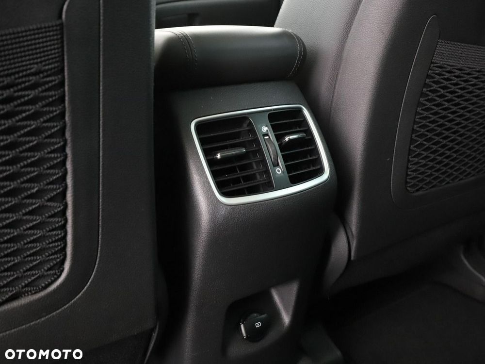 Hyundai Tucson 2.0 CRDi 48V Premium 4WD - 41